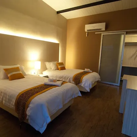 Casa Fina Fine Homes Pantai Cenang  Exterior photo